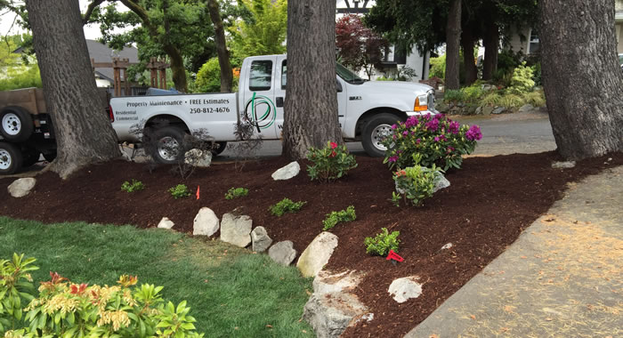 Mulch Spreading and Delivery Services in Sidney, Saanich and Victoria.